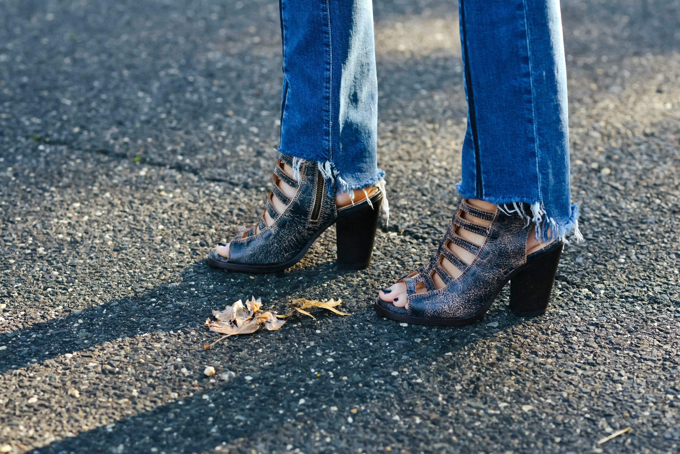 Fall Outfit Inspiration, Bed|Stu Heels, Paige Jeans, Tilden of To Be Bright