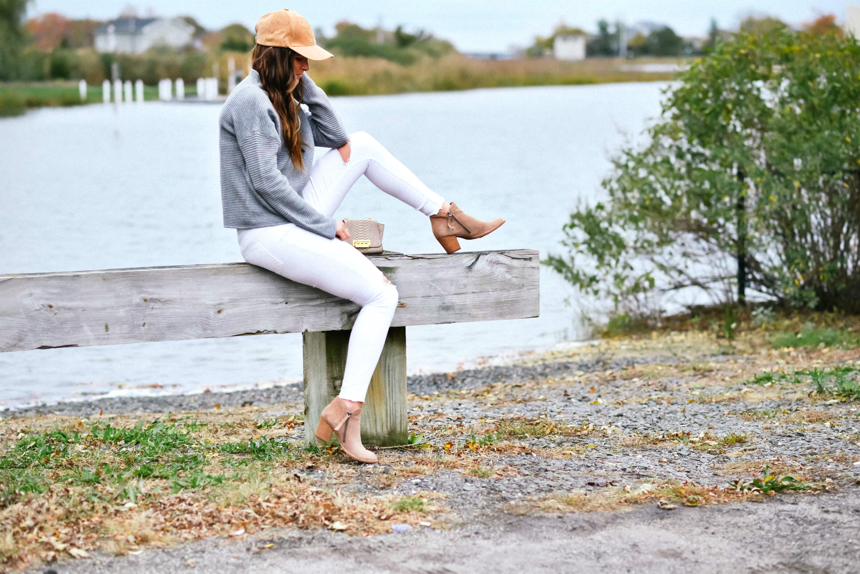 Fall Outfit Inspiration, Grey and White Outfit, Brown Suede, Tilden of To Be Bright