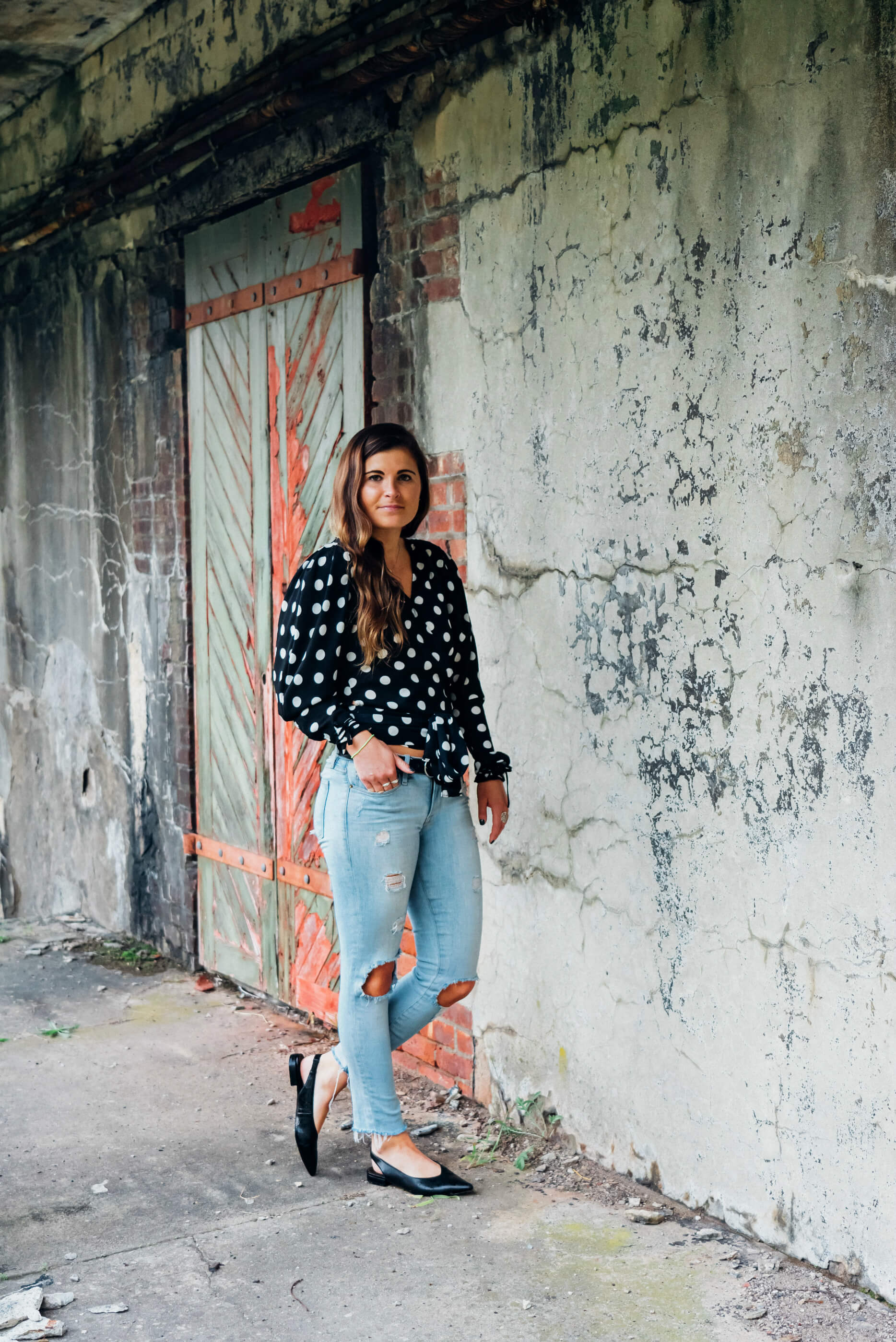 Polka Dot Wrap Blouse, Black Slingback Flats, Frame Light Wash Skinny Denim, Fall Casual Outfit, Tilden of To Be Bright