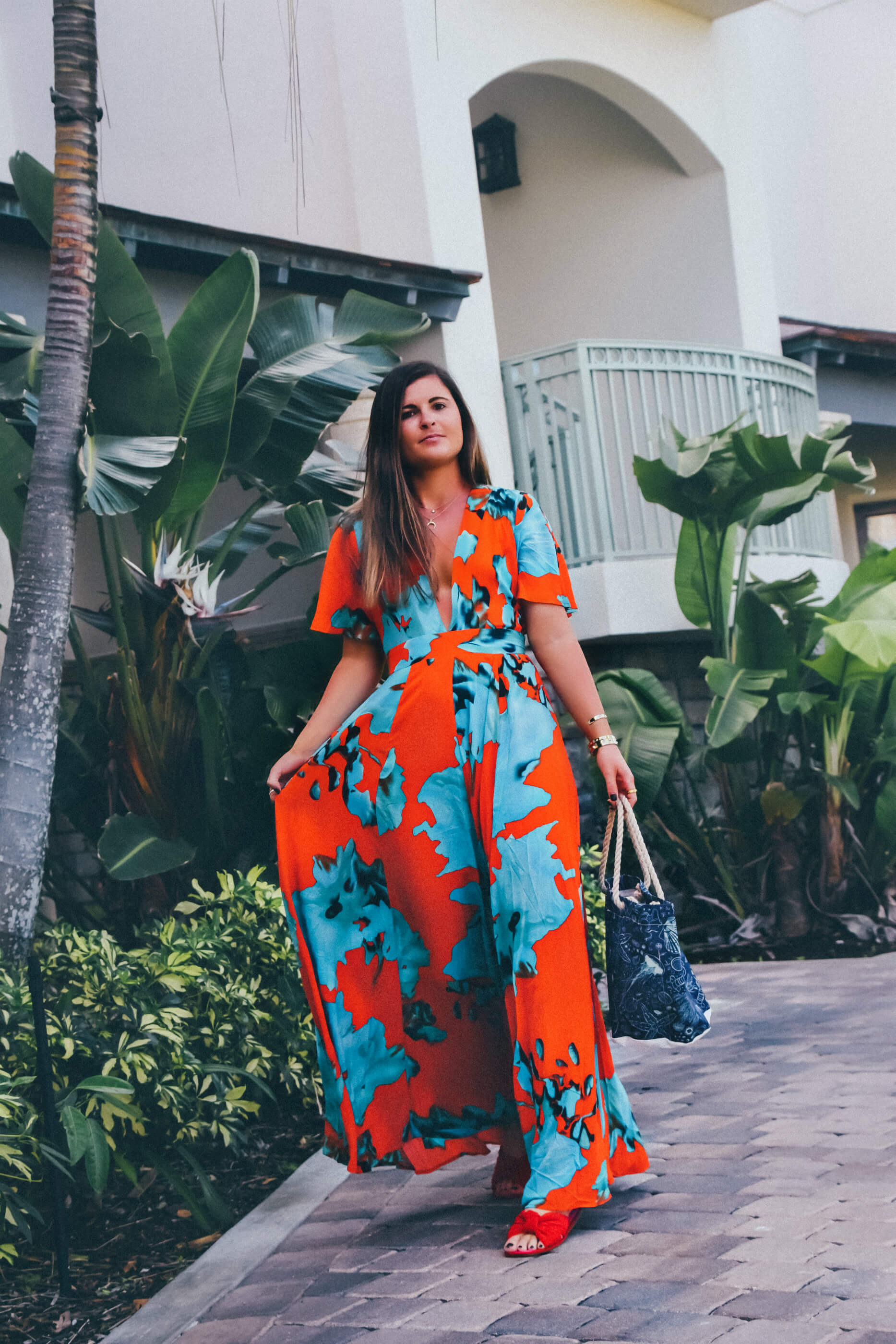 Bahamas Travel Guide, Great Exuma, Sea Bags Bucket Bag, Floral Maxi Dress Outfit, Tropical Outfit, Tilden of To Be Bright