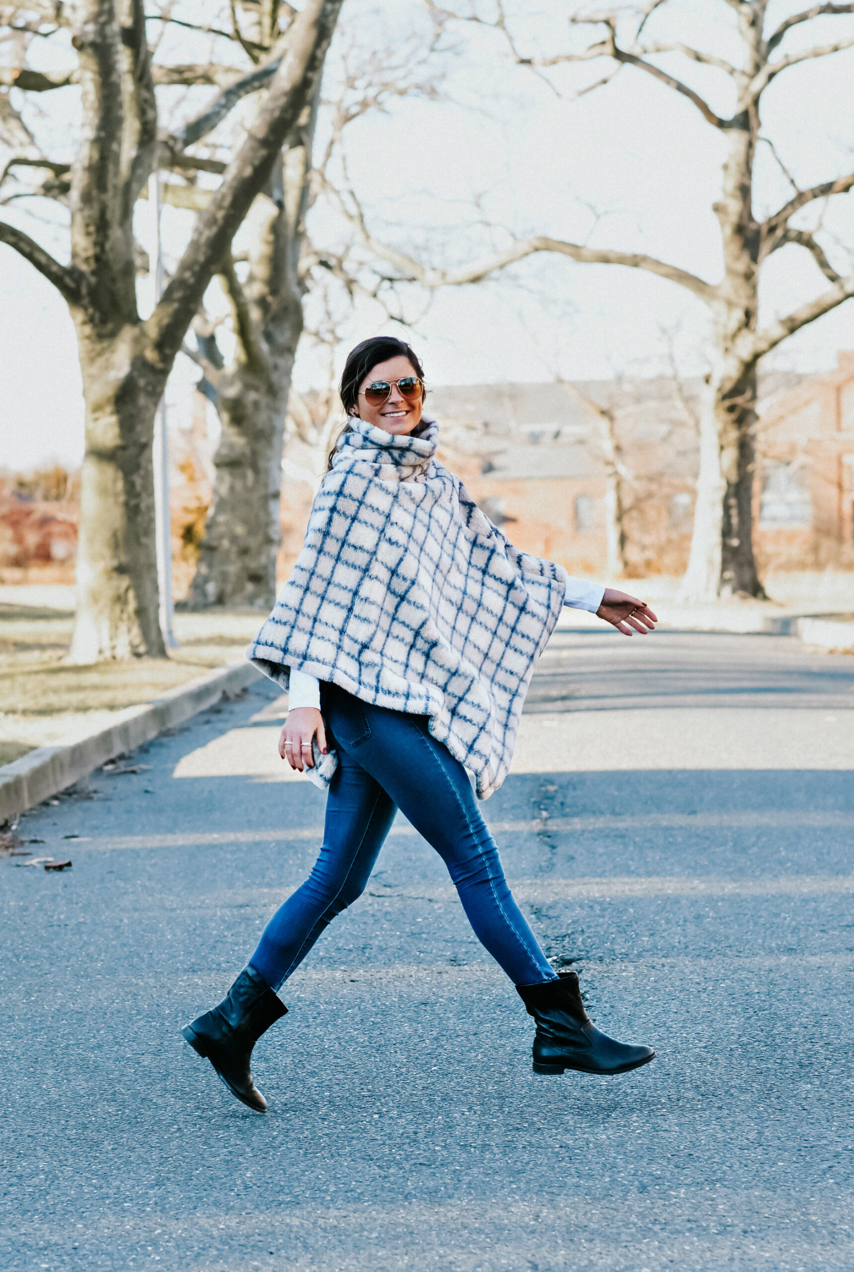 Johnston & Murphy Plaid Turtleneck Poncho Outfit, Topshop Jamie Skinny Jeans, Johnston & Murphy Lenora Boot, Winter Outfit Idea, Tilden of To Be Bright