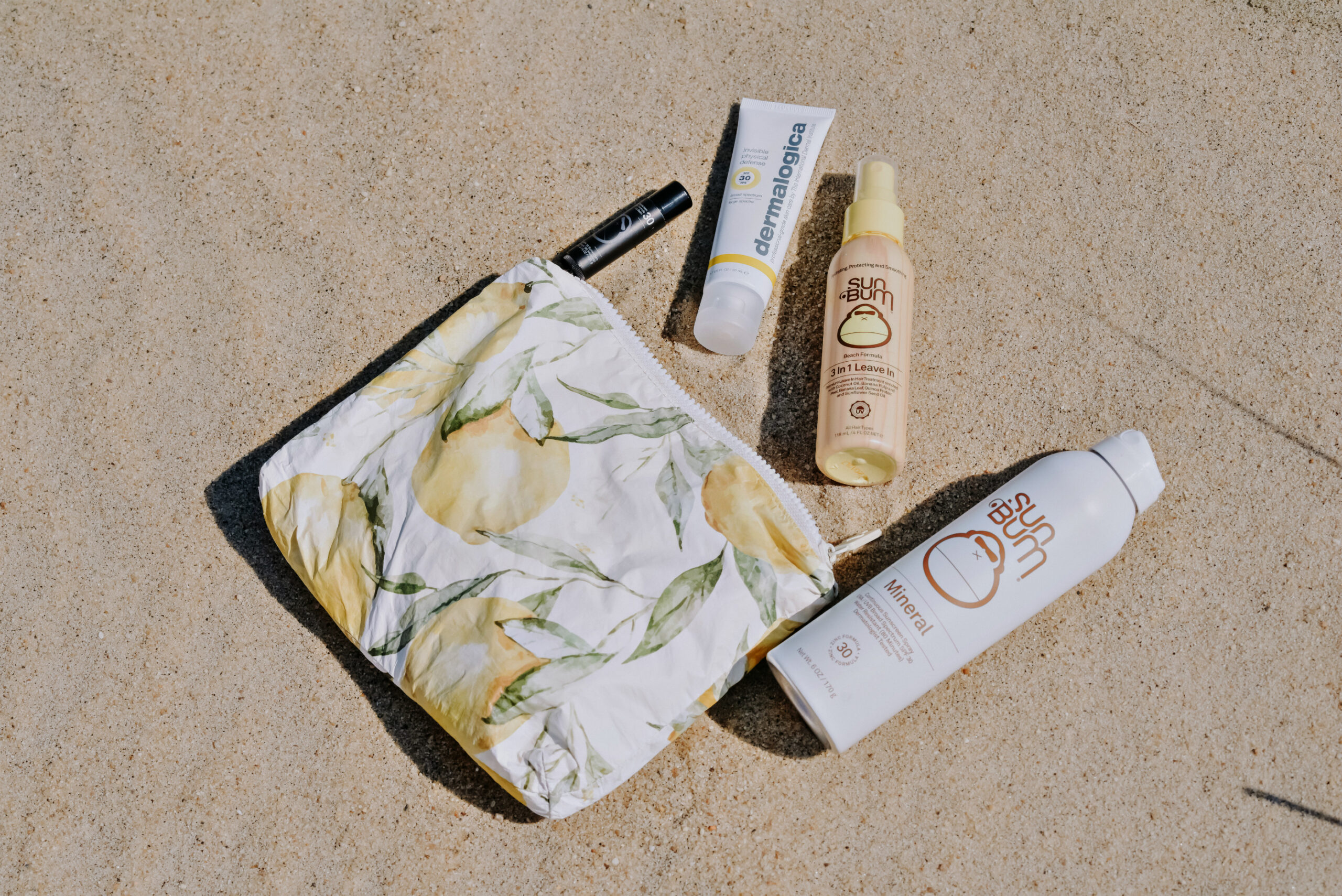 What's In My Beach Bag, Summer 2020, ALOHA Collection Splash-Proof Lemon Pouch, Sun Bum Mineral Sunscreen, Tilden of To Be Bright