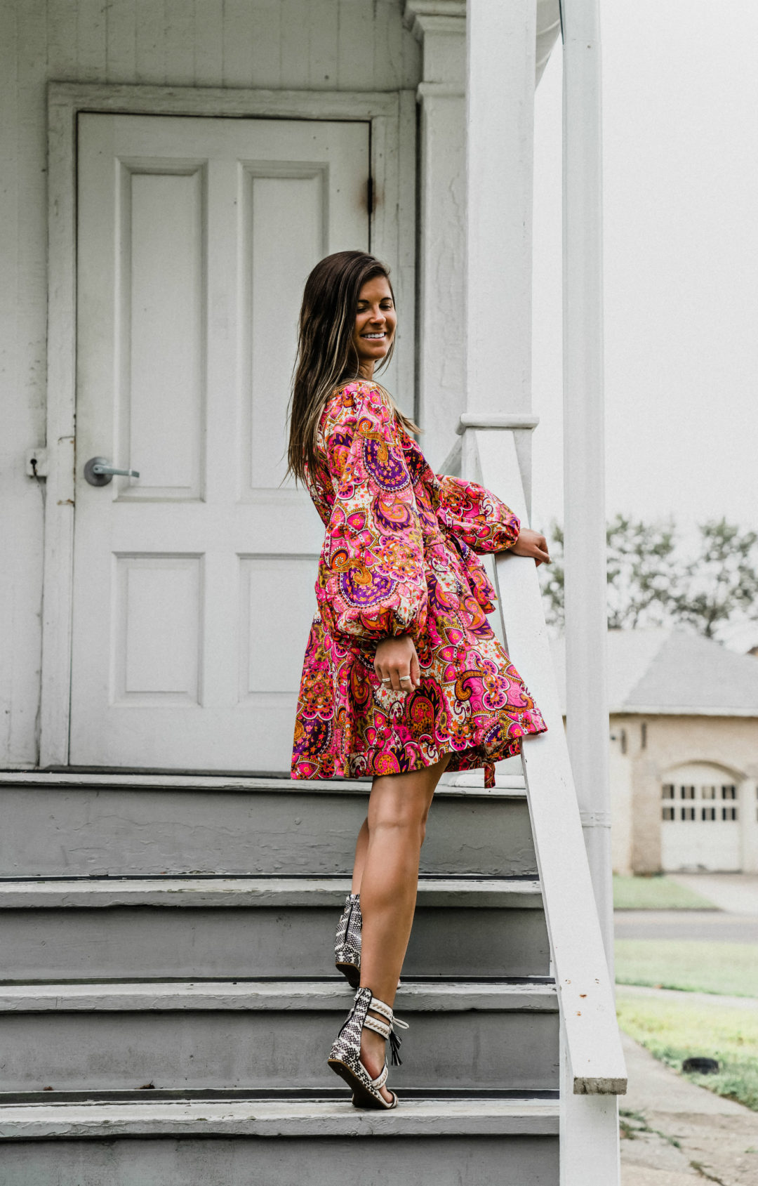 what to wear to a backyard wedding