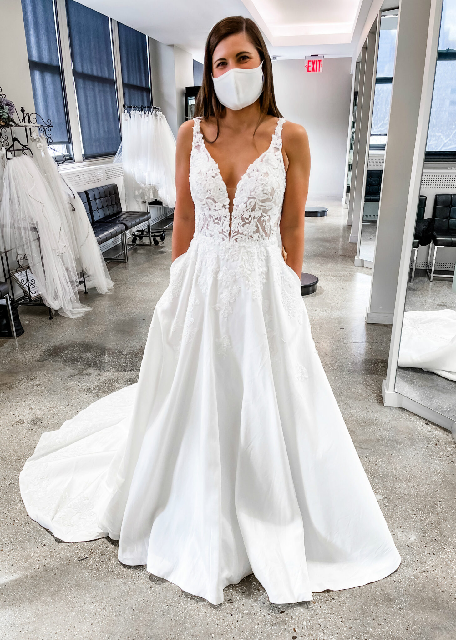 Wedding Dress Shopping: What To Expect & Tips To Ensure A Great ...