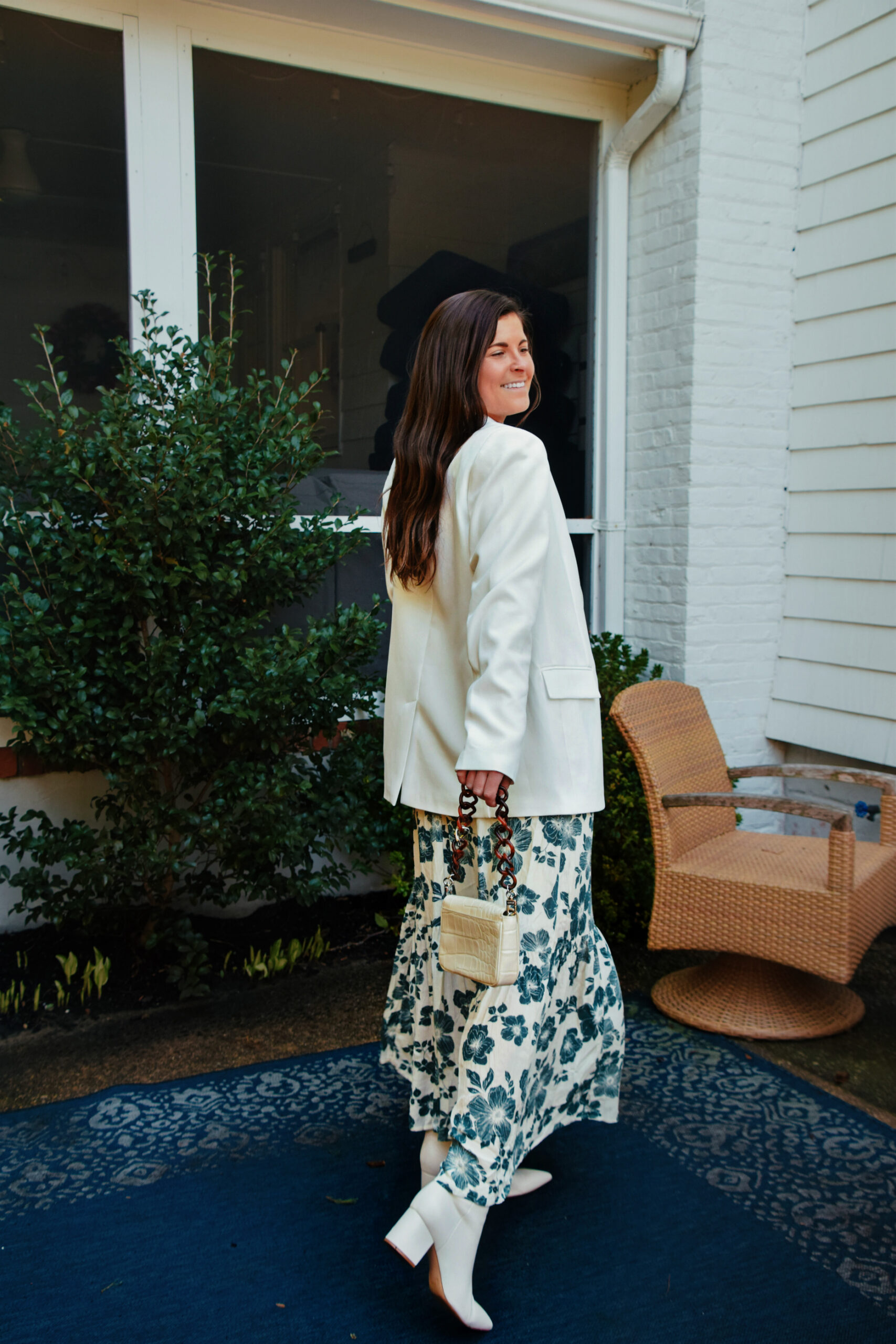 White Long Blazer, Abercrombie Tie-Strap Babydoll Midaxi Green White Floral Dress, Staud Mini Tommy Bag, Marc Fisher White Jarli Boots, Easter Outfit Ideas, White Blazer Spring Outfit, Tilden of To Be Bright